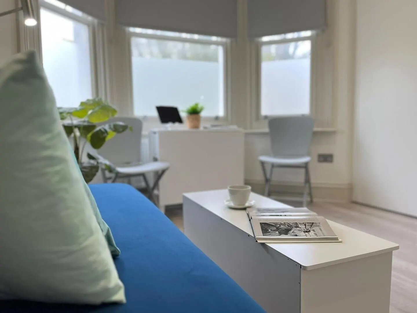ברייטון Apt 06 Stylish Studio Steps From Beach, Cafe'S & Bar'S דירה